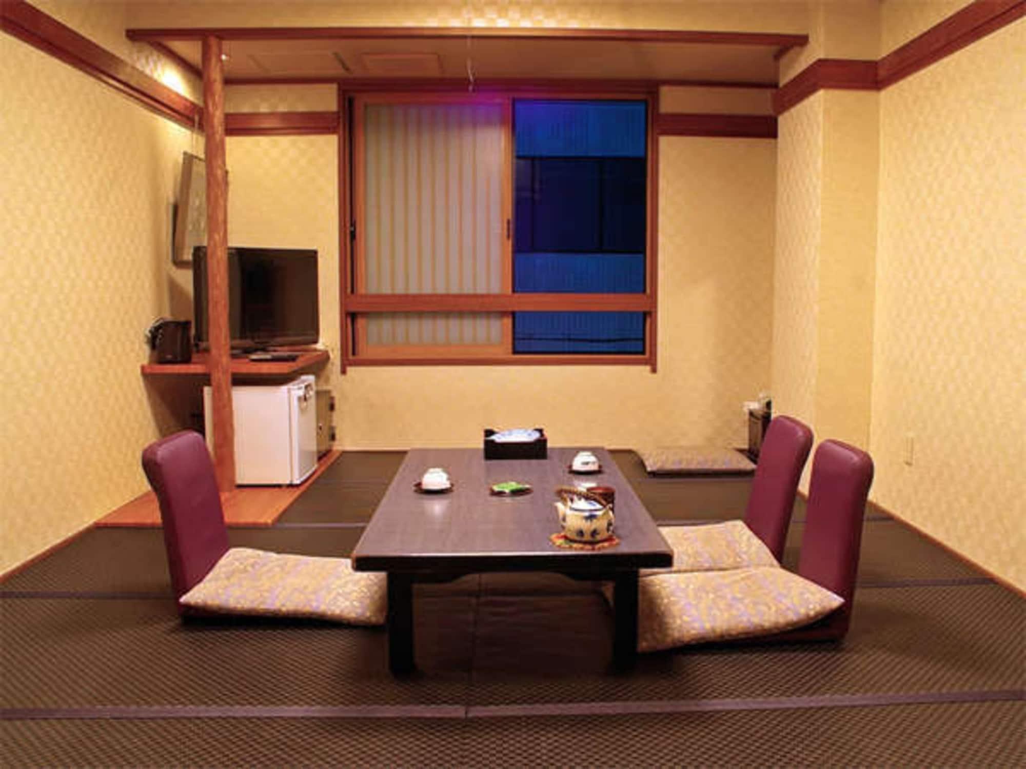 Satomo Ryokan Киото Екстериор снимка