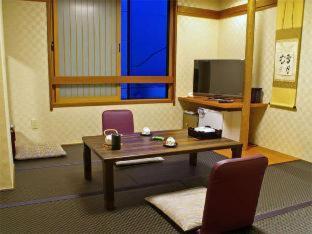 Satomo Ryokan Киото Стая снимка