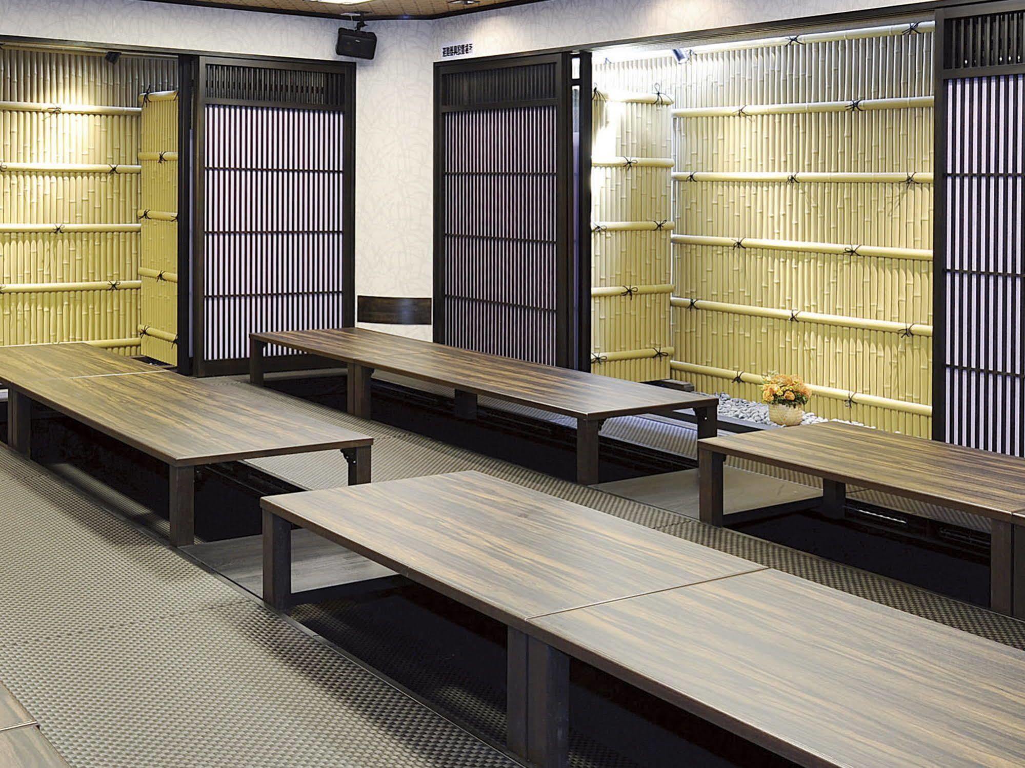 Satomo Ryokan Киото Екстериор снимка