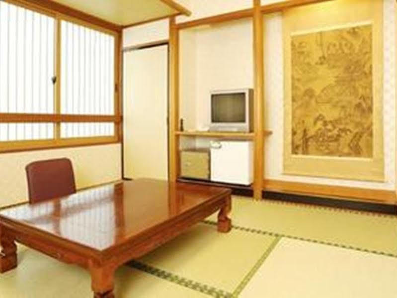 Satomo Ryokan Киото Екстериор снимка